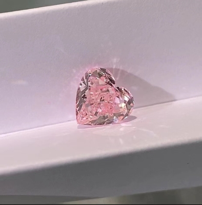 Fabriqué par l'homme, cultivé en laboratoire, diamant rose, forme de cœur, 1.8ct-2.5ct VS-VVS