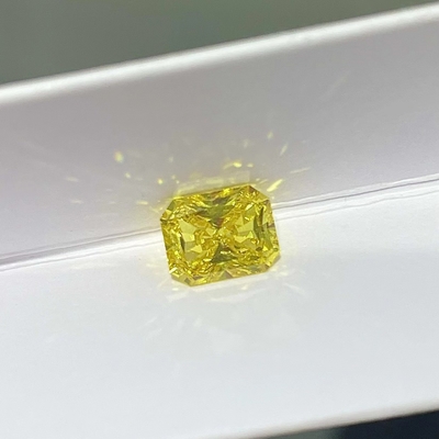 Le laboratoire synthétique de coupe d'élément chauffant a créé le carat jaune des diamants 2-2.99