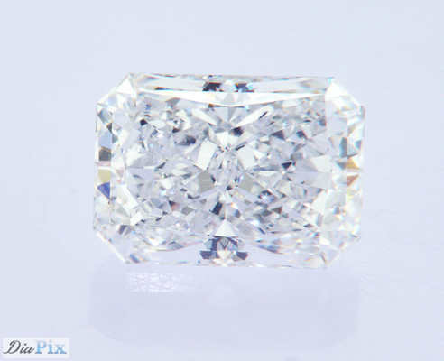 Diamants fabriqués en laboratoire Diamants synthétiques certifiés CVD IGI Collier à forme radiante