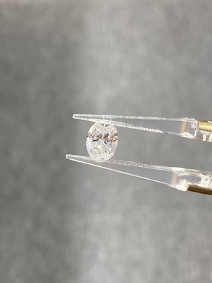 CVD cultivé en laboratoire Diamant ovale de forme brillante 3.6ct E VS certifié IGI
