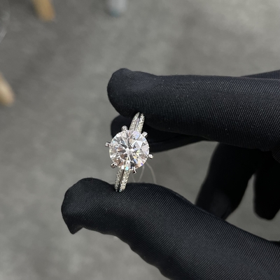 Anneaux de diamants de laboratoire 3,01ct CVD Blanc F VS2 Moitié de style country rond