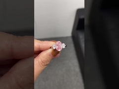 bague à diamant rose développée par laboratoire