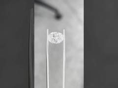 Diamant blanc ovale cultivé en laboratoire sans lacet